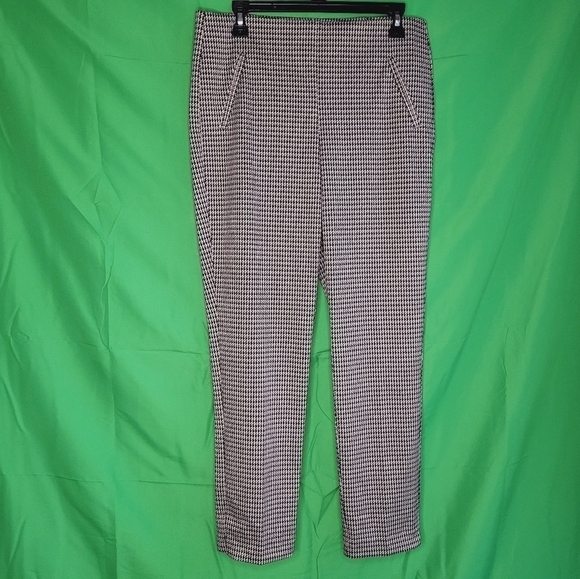 Chico's Basic Slit print Ankle Pants - Picture 3 of 11